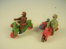 2 Antike Miniatur Motorräder