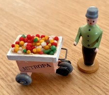 Antike Miniatur Fahrzeug